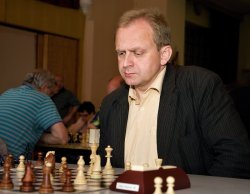 Turnaj si zahrál i starosta a pořadatel Luboš Kuchynka
