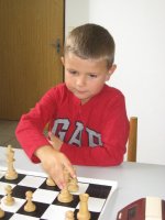 Nejmladší účastník sobotní akce Šachy pro všechny, pětiletý Peter Mojžíš z Havlíčkova Brodu.
